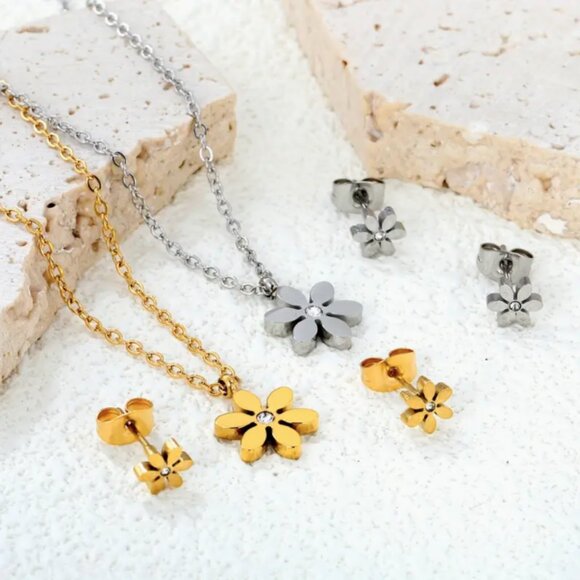 🍏50% OFF/3+...Dainty Daisy Flower Earrings/Necklace Set (Silver) - Picture 9 of 9